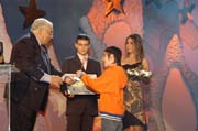 Anil primind premiul